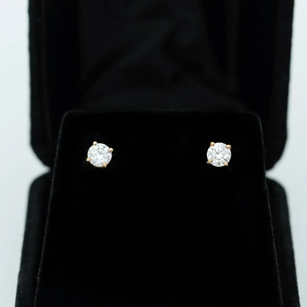 Cercei vintage, aur 14k si moisanite 0,8k