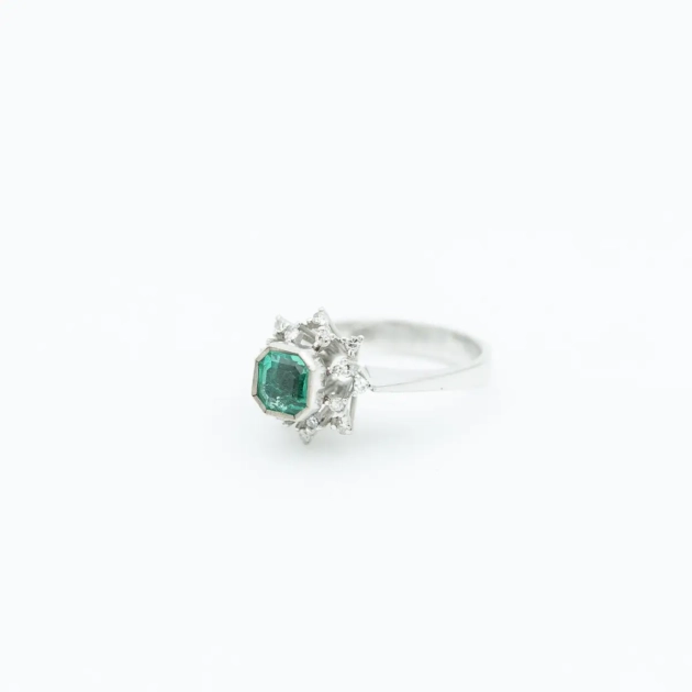 Inel vintage, aur 18k cu smarald si diamante