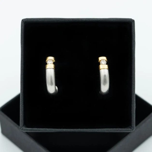 Cercei stud aur 18k cu diamante 0,10 ct