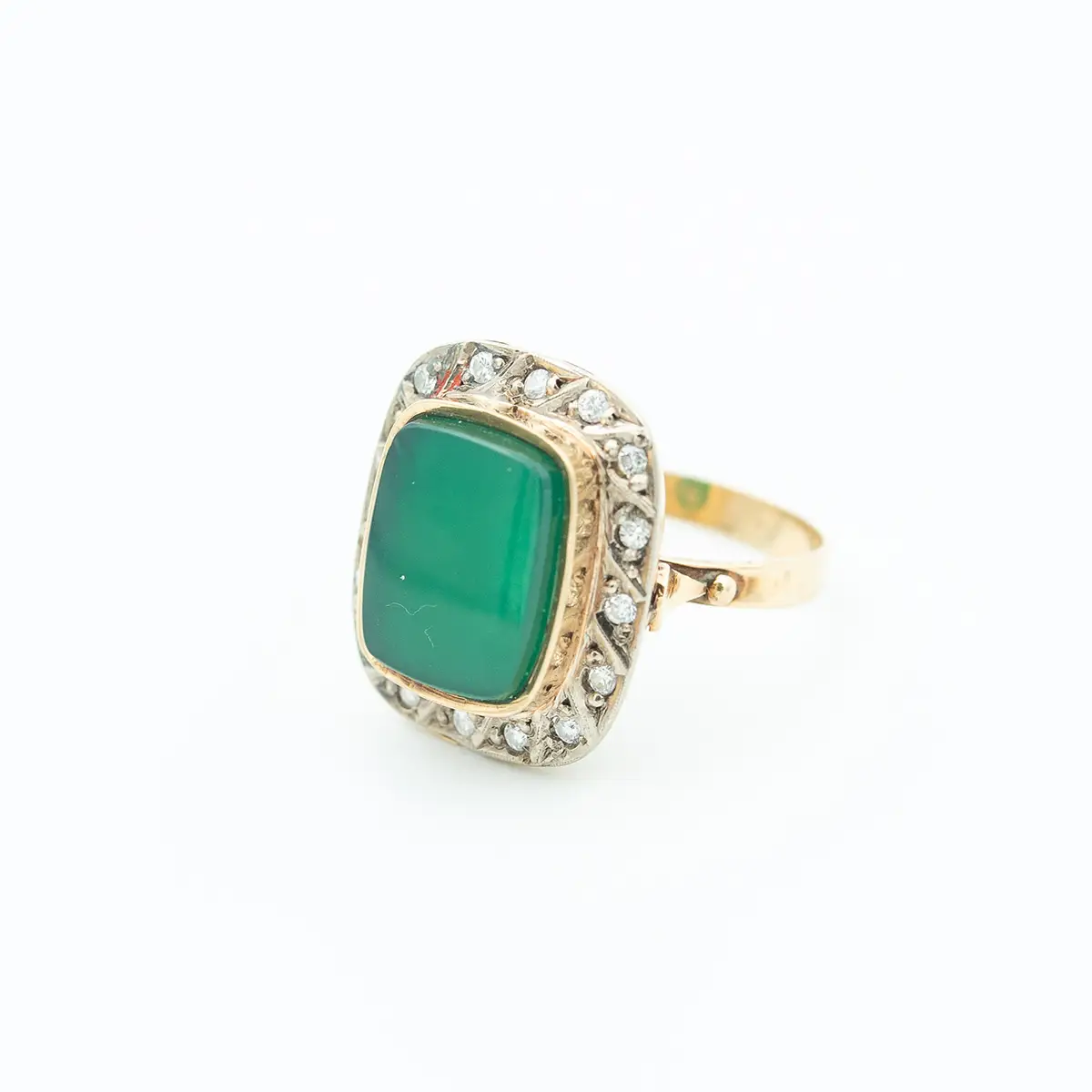 Inel vintage aur 14 k, calcedonia anturata cu diamante