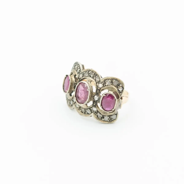Inel vintage aur 9 k, rubine si diamante