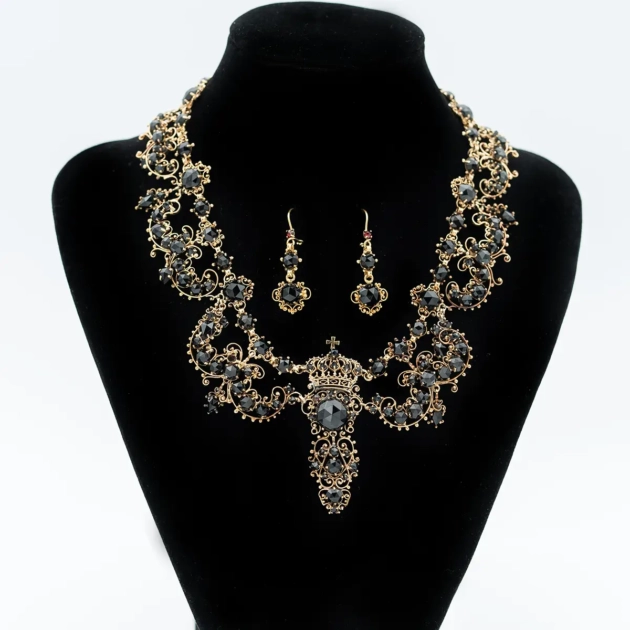 Set colier si cercei VIENA sec. XIX, aur 16 ct., onix