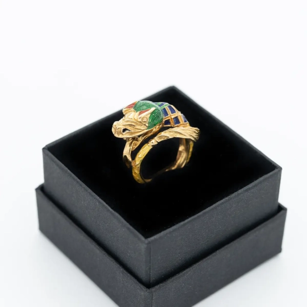 Inel vintage aur 18k si email pus la cald