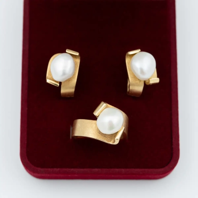 Set, inel si cercei, aur 18k, perle naturale