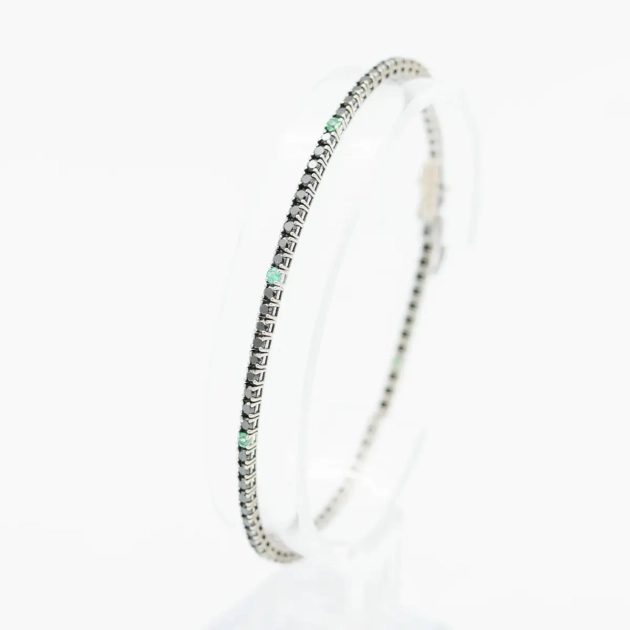 Bratara tenis, aur alb, diamante negre (moisanite), smaralde