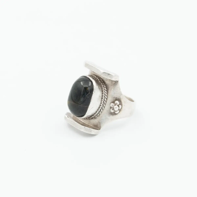 Inel argint cu safir natural Black Star