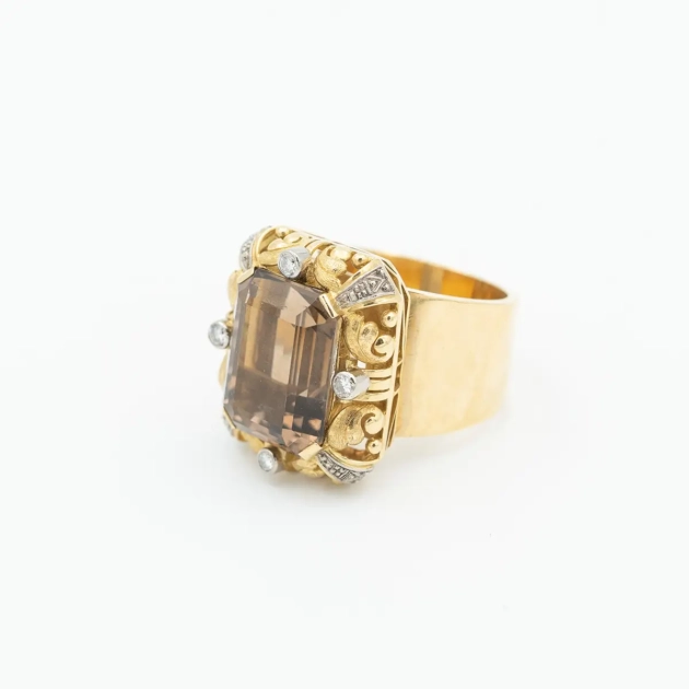 Inel aur 18k cu diamante si cuart fumuriu 30 ct