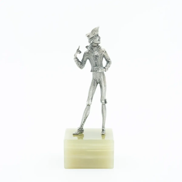 Miniatura barbat tanar, argint masiv