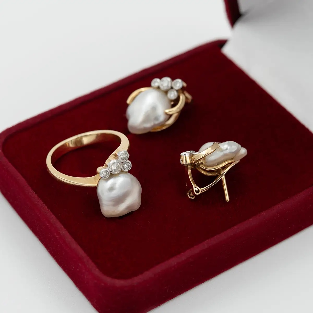 Set aur 18k, perle naturale Baroque si diamante - imagine 3
