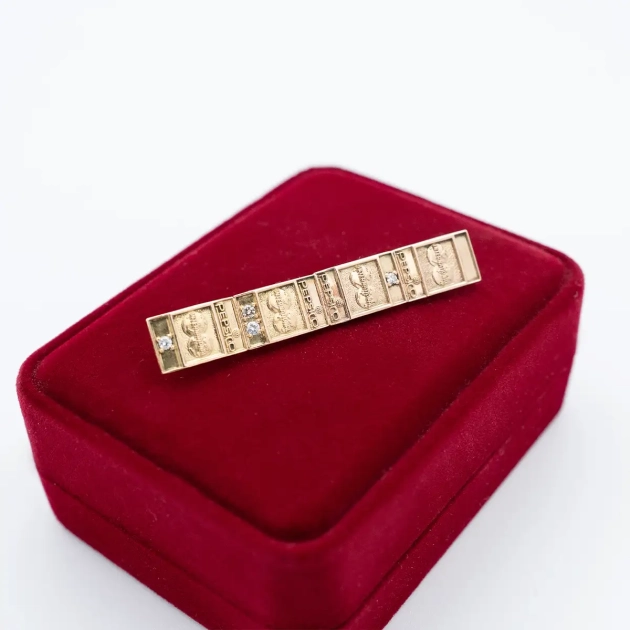 Ac de cravata (brosa) aur 14K si diamante