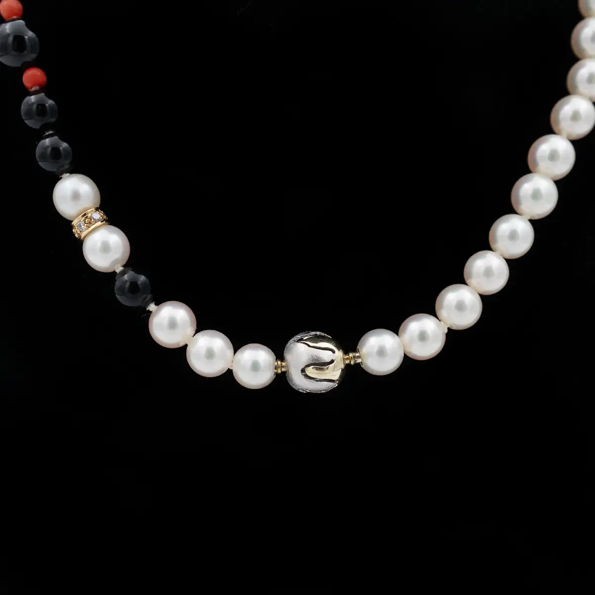 Colier vintage, perle AKOYA, onix negru, coral, aur 14K si diamante - imagine 4