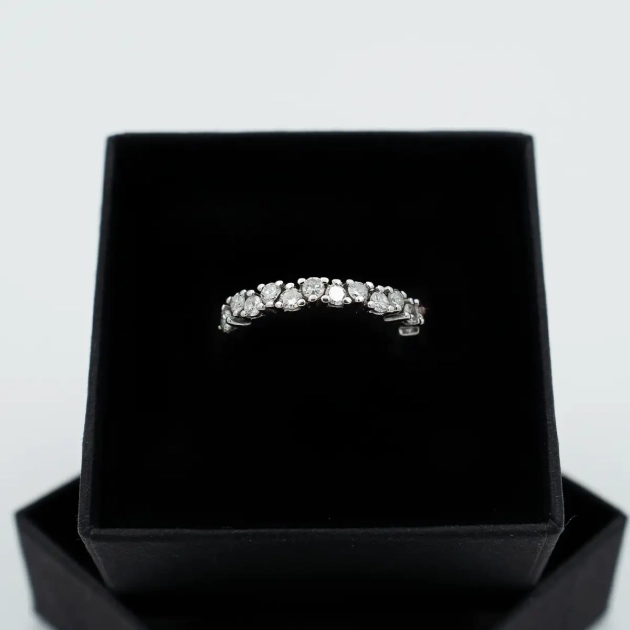 Inel riviera aur 18K cu diamante 0.9 ct