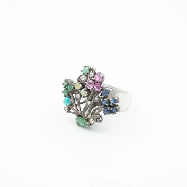 Inel vintage din argint cu pietre de rubin, safir, diamant, smarald, turcoaz, jad