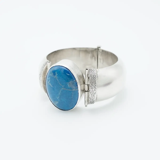 Bratara tip catusa, argint si Lapis Lazuli