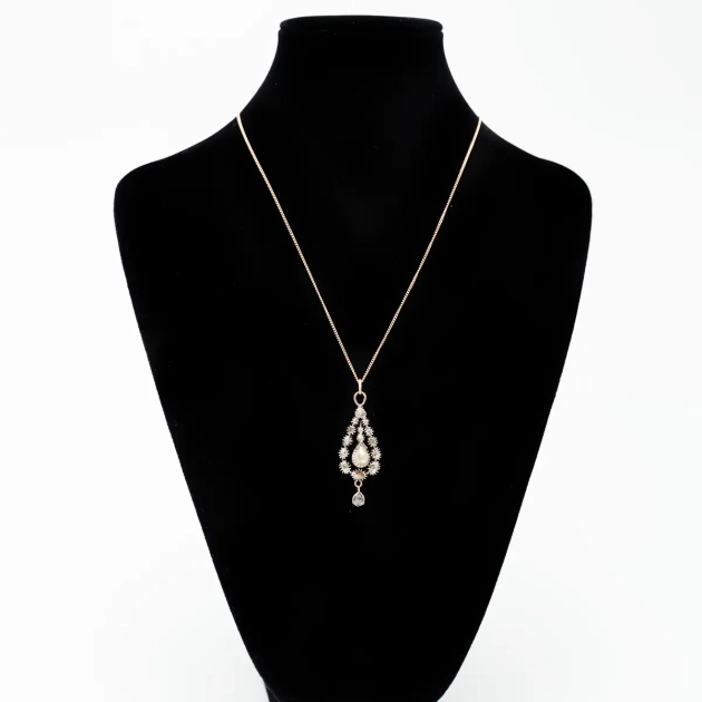 Colier aur 14K si pandant cu diamante minim 1 ct