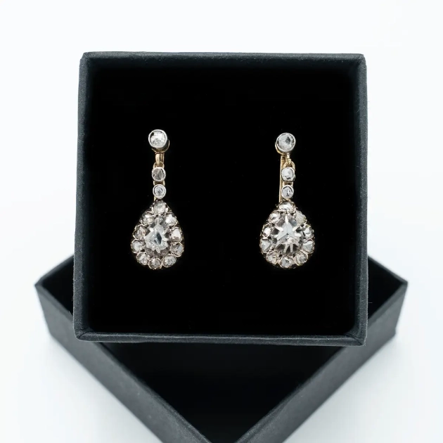 Cercei sec XIX, aur 18K, diamante 1.1 ct