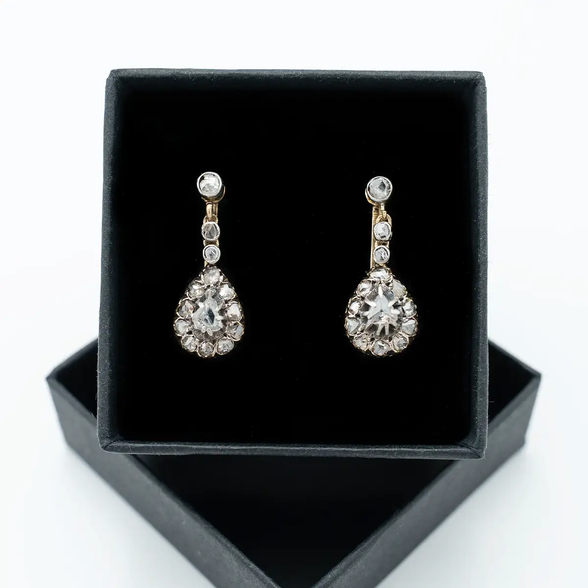 Cercei sec XIX, aur 18K, diamante 1.1 ct