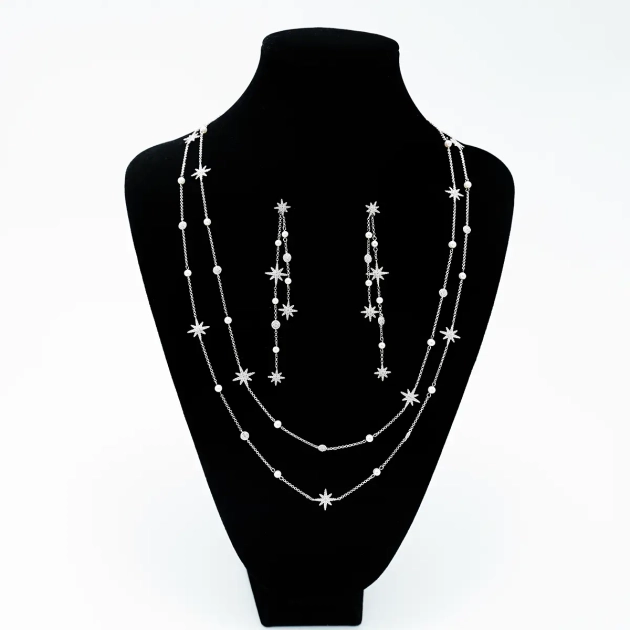 Set colier si cercei, argint rodiat, perle de cultura si cubic zirconia, firma MONACO A.P.M.