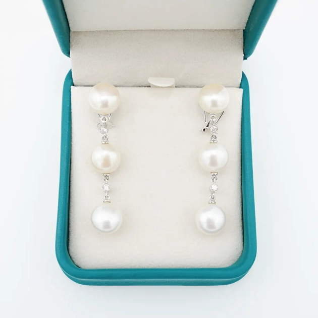 Cercei aur 18K, diamante si perle de apa sarata