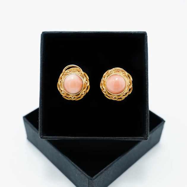 Cercei vintage, aur 18K si coral natural (piele de inger)