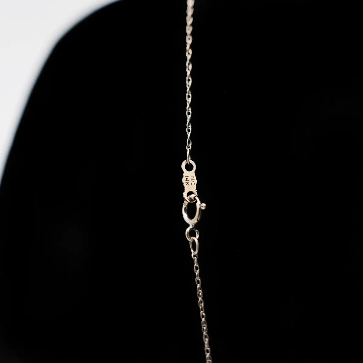 Colier aur 14K cu caseta si diamante - imagine 4