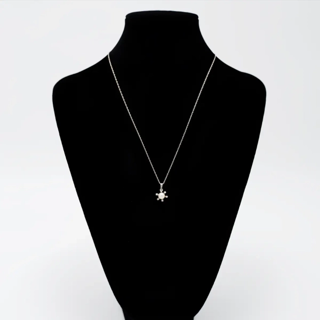 colier cu perle si diamante