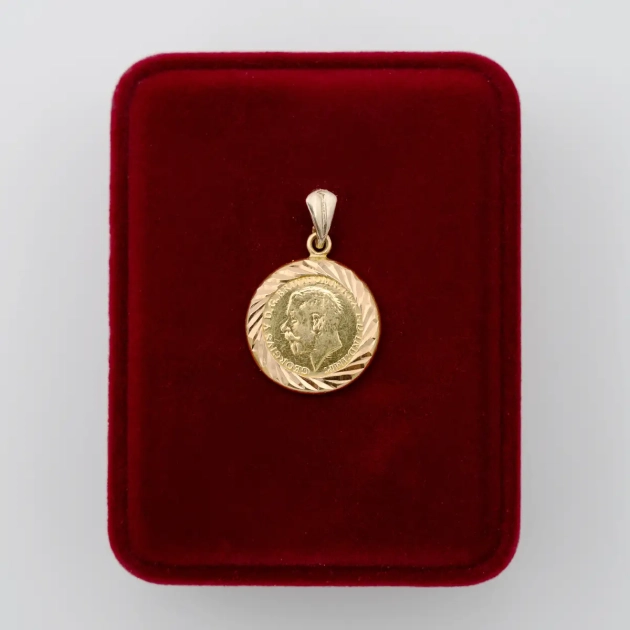 pandant cu moneda de aur
